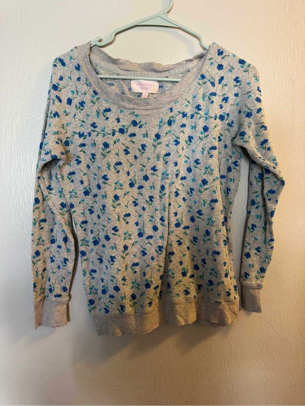 Victoria's Secret Grey Floral Pajama Set